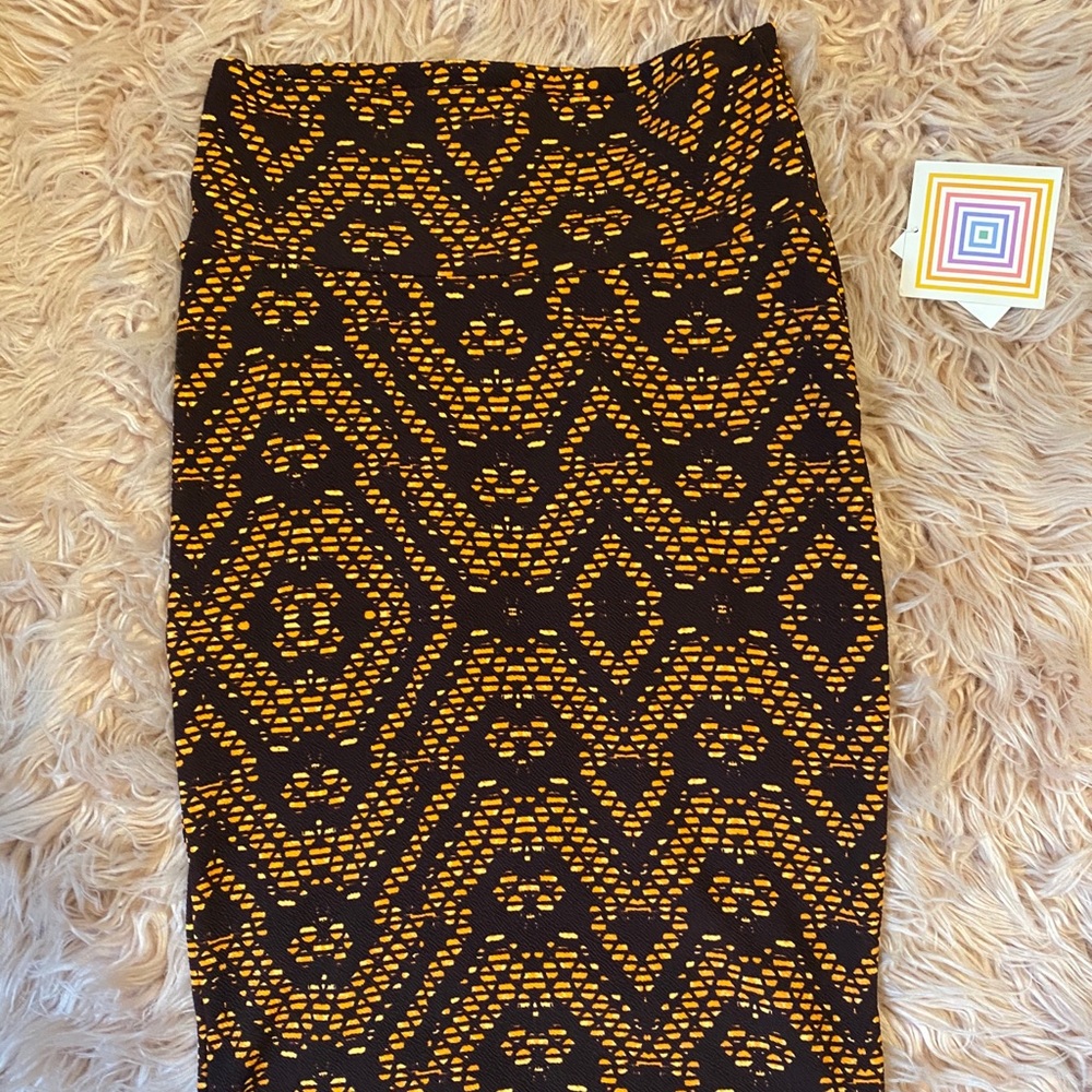 Lularoe Cassie skirt